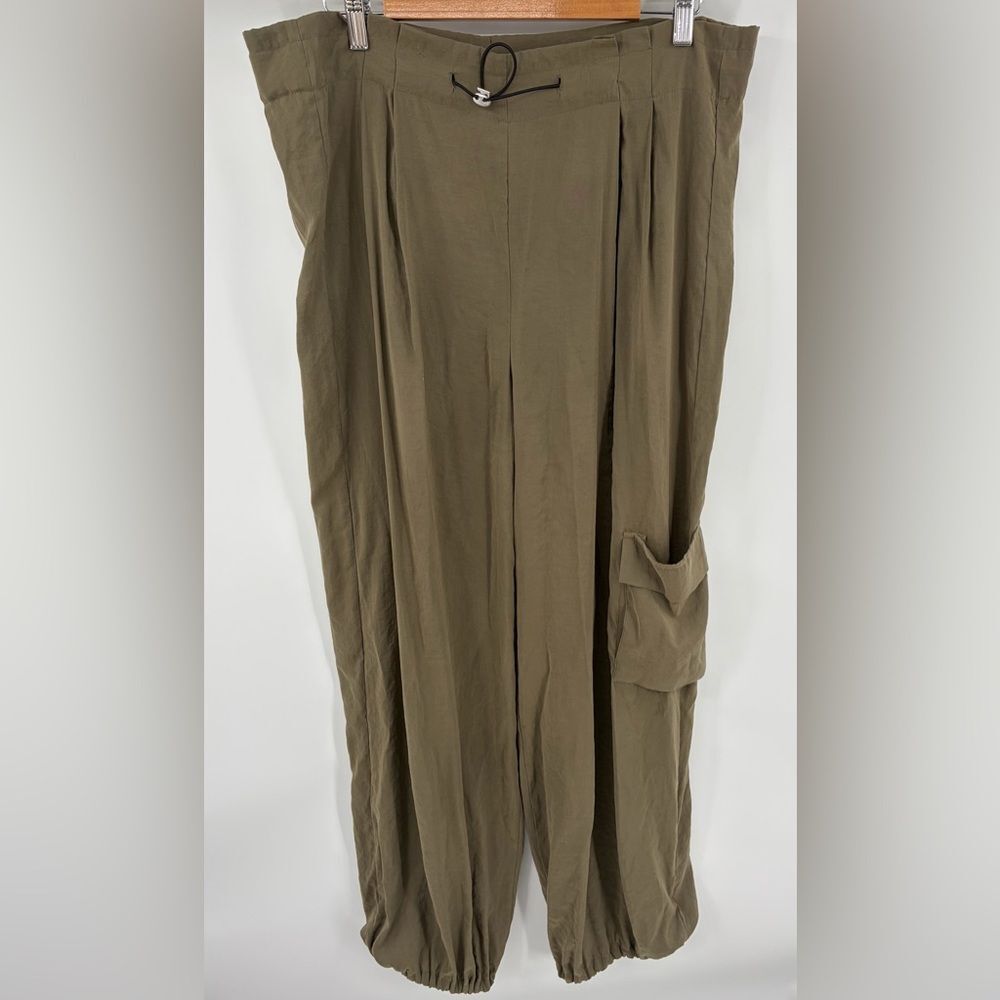 Anthropologie bungee parachute green pant women’s sz ST lightweight baggy boho
